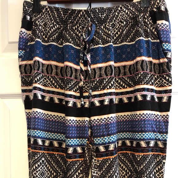 BeBop pattern soft pants w/pockets elastic bottom - Picture 3 of 5